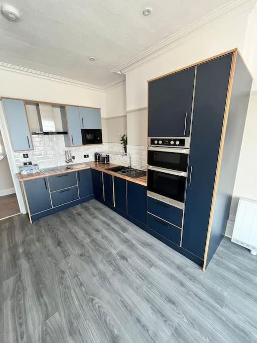 Apartment Stunning 2 Bedroom Ground Floor Sea View Rhos-on-Sea